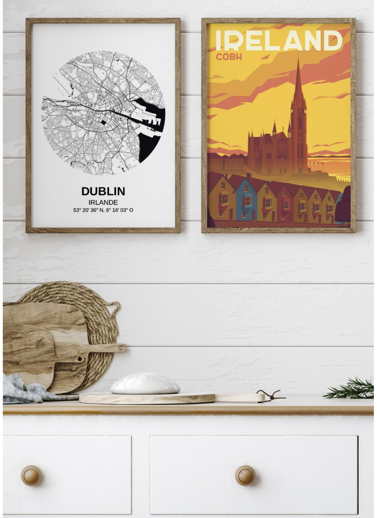 Impression de carte d'Irlande ancienne : oeuvre d'art murale familles irlandaises médiévales - France