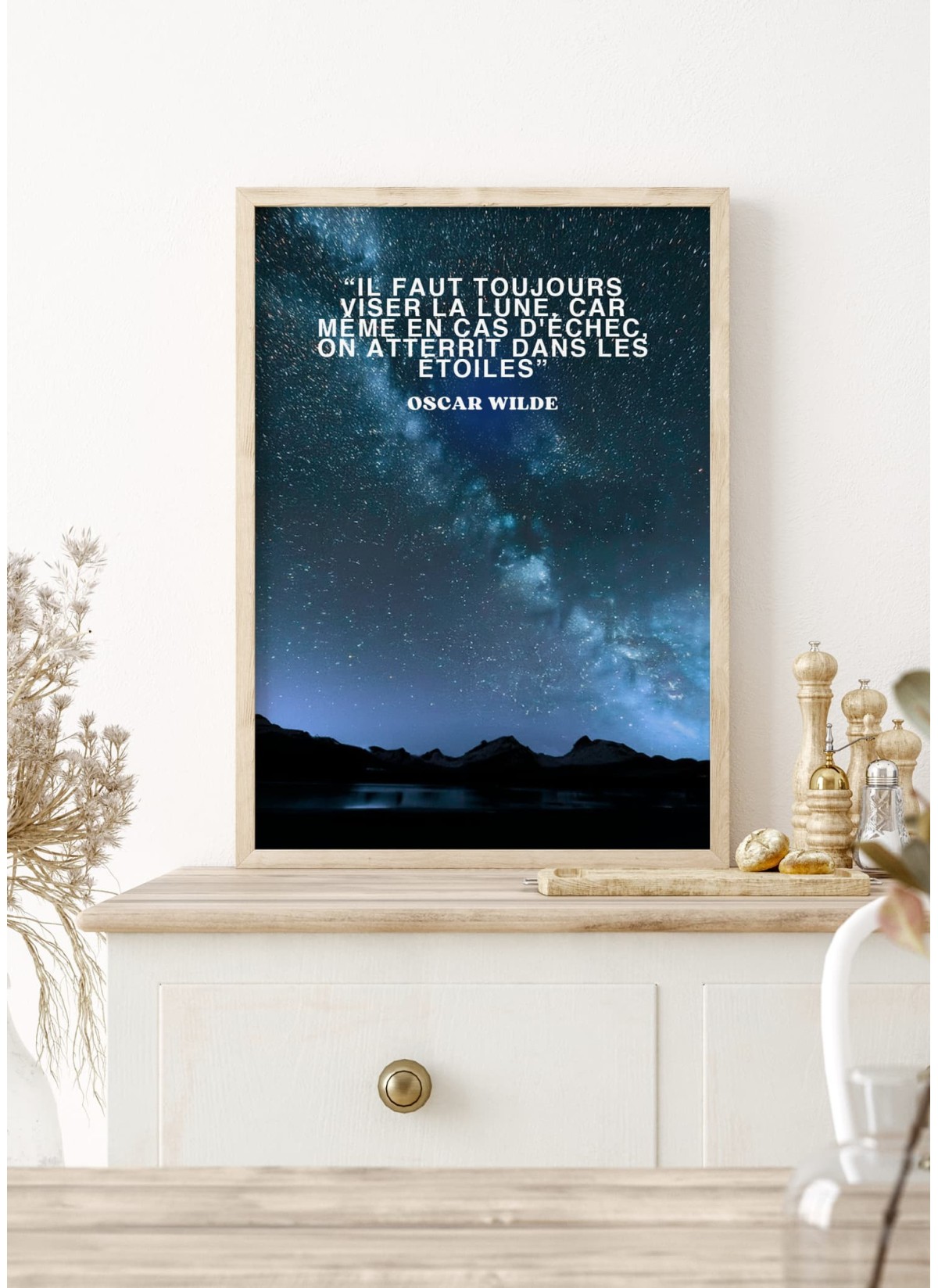 Affiche Motivation Viser la Lune - Oscar Wilde